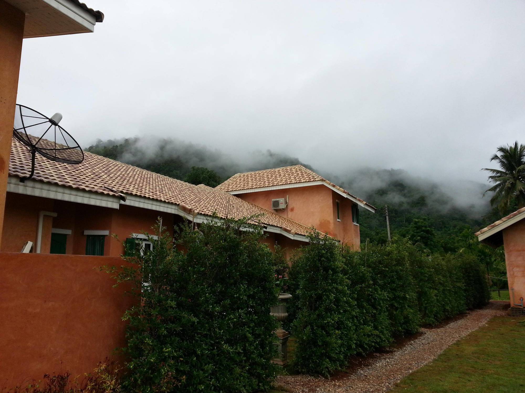 Cinque Terre Resort Thong Pha Phum Dış mekan fotoğraf